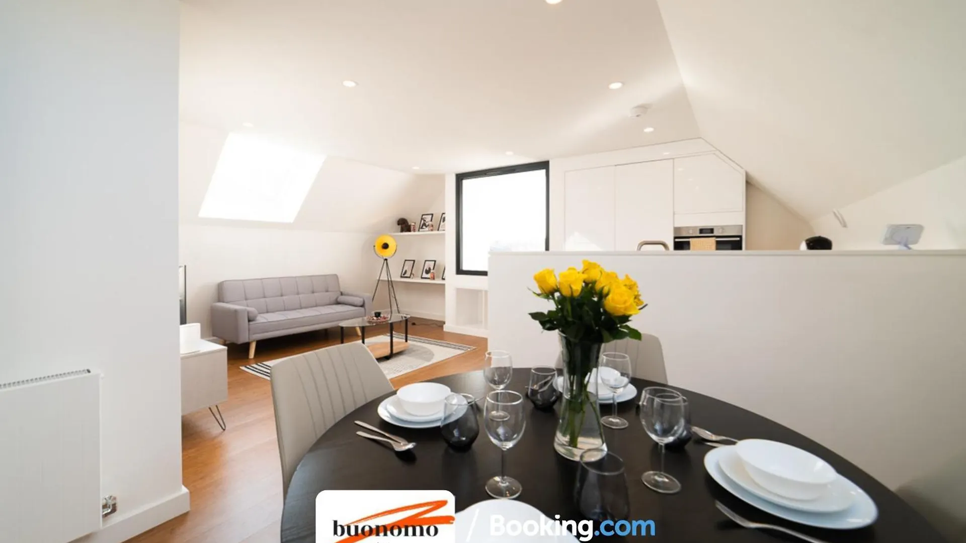 Two Bedroom Apartment At Buonomo Stays Short Lets & Serviced Accommodation London