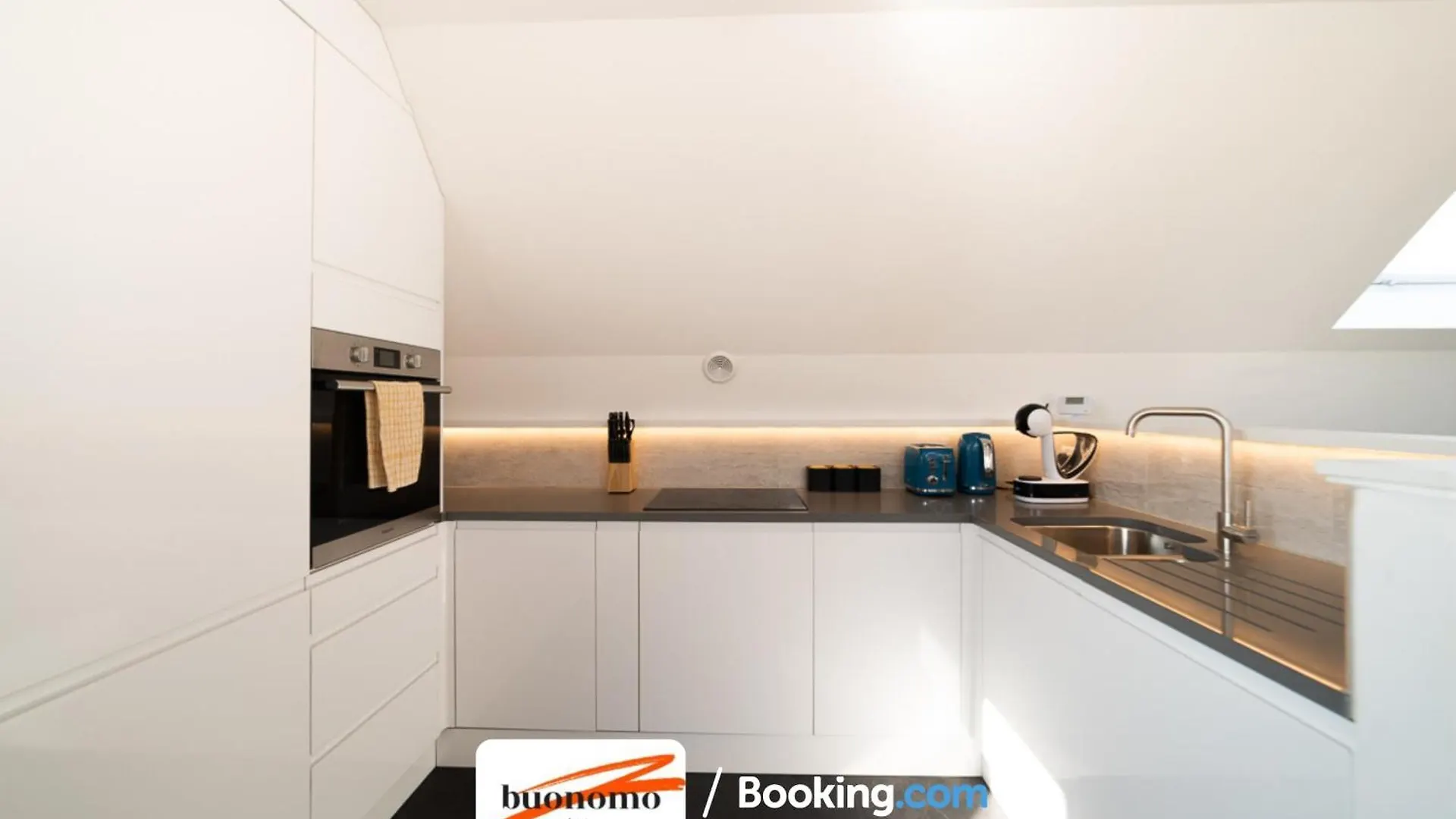 Two Bedroom Apartment At Buonomo Stays Short Lets & Serviced Accommodation London