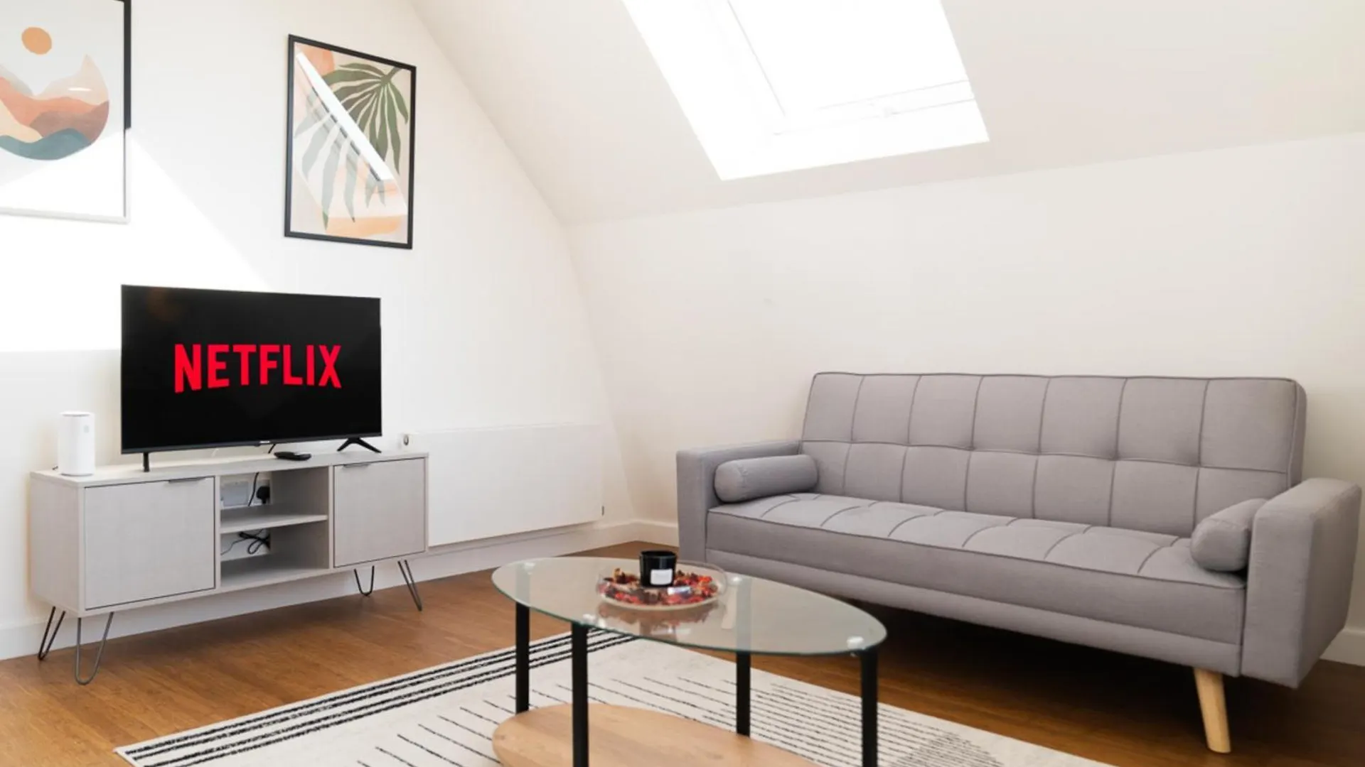 Two Bedroom Apartment At Buonomo Stays Short Lets & Serviced Accommodation London